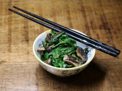 Garlicky Saut&eacute;ed Spinach with Mushrooms 1